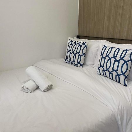 Shore 1 & 3 Residences Moa 1Br With Balcony By Darpm Манила Экстерьер фото