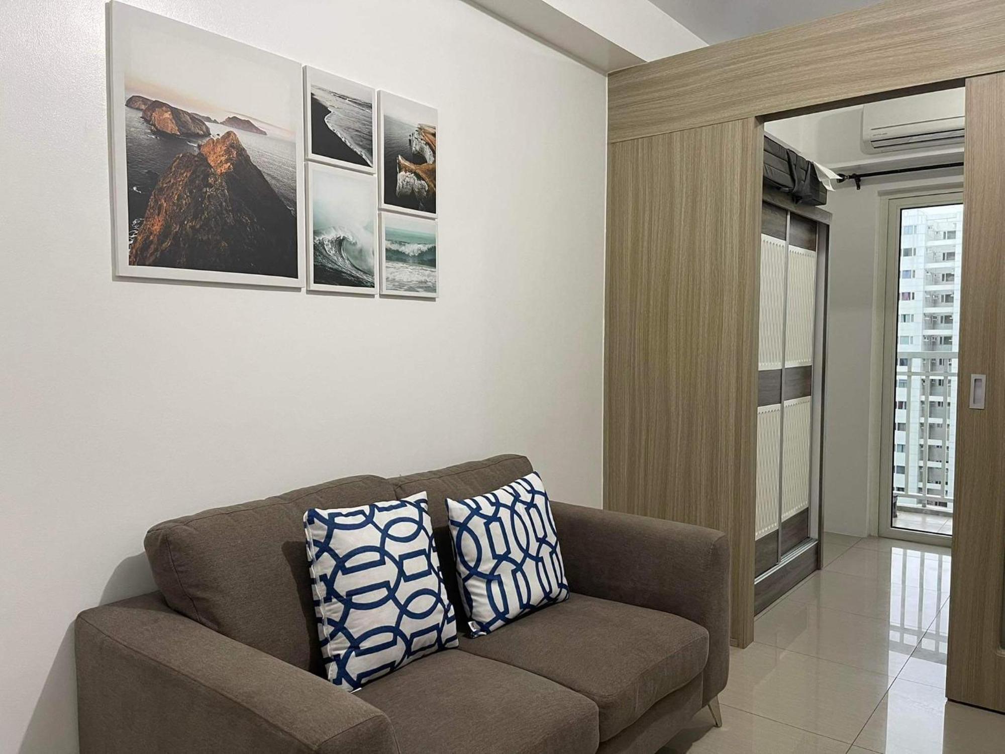 Shore 1 & 3 Residences Moa 1Br With Balcony By Darpm Манила Экстерьер фото
